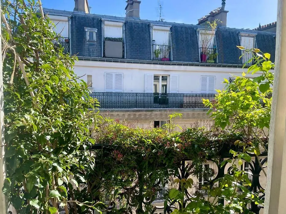 Bright For 3 With Balcony - 11e Bastille Apartment